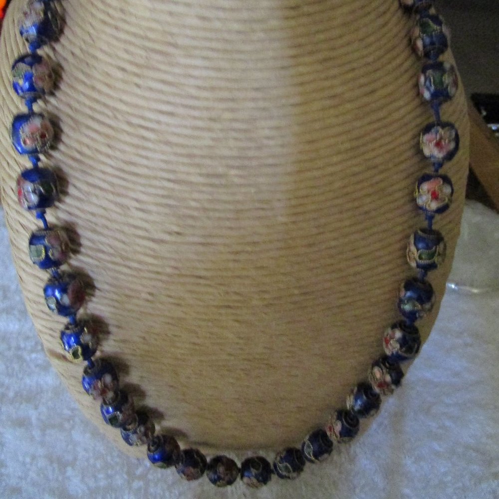 Vintage Enameled Cloisonne Beaded Strand Necklace